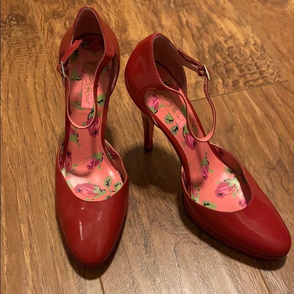 Betsey Johnson Shoes - Betsey Johnson Platform Mary Jane heels - Red